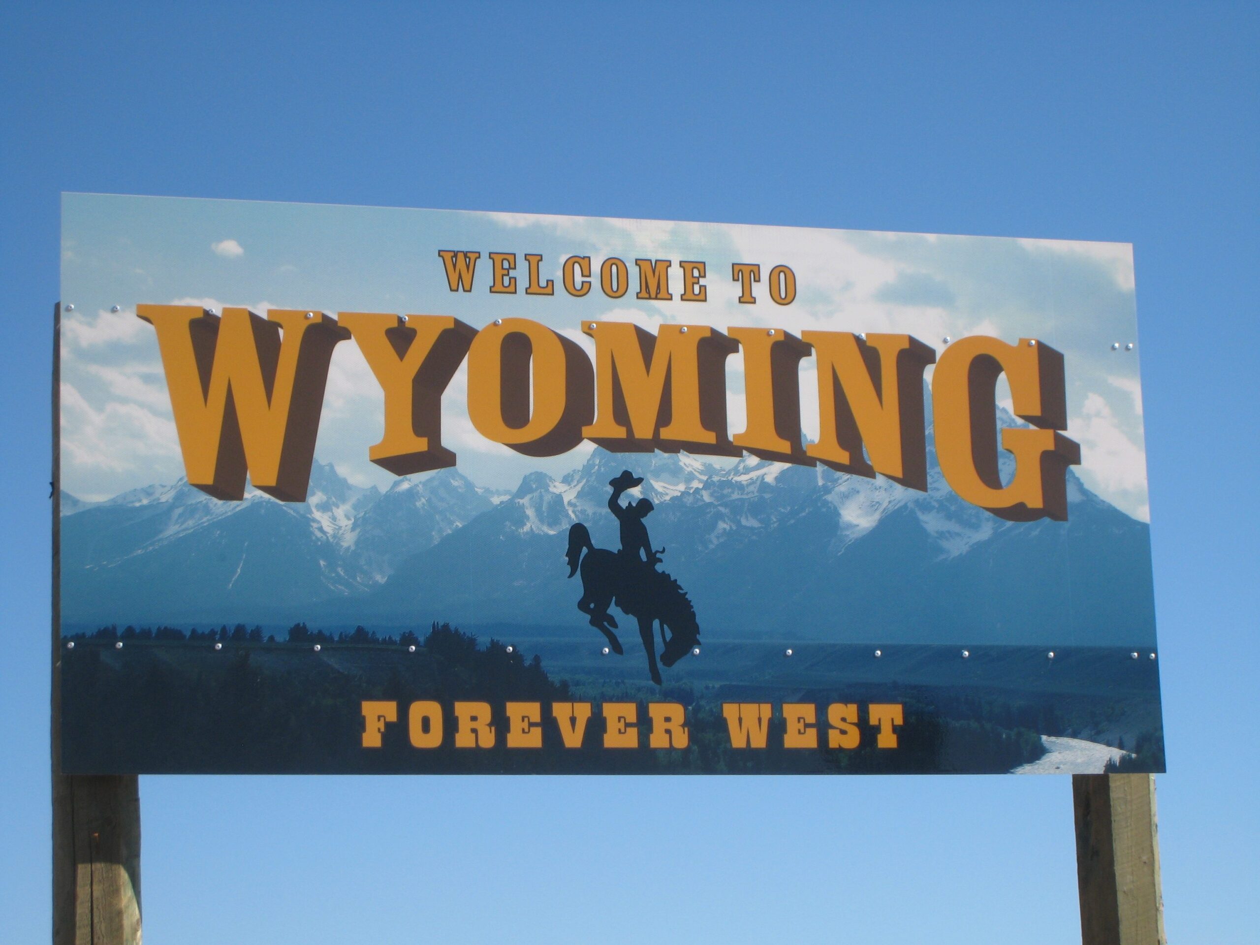 Wyoming Welcome Sign | Bison & Buffalo Hunts
